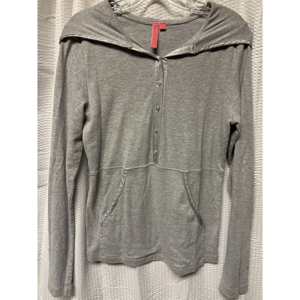 Charoltte Women's Grey Rhinestone Button Lightweight‎ Front Pocket Hoodie Size L